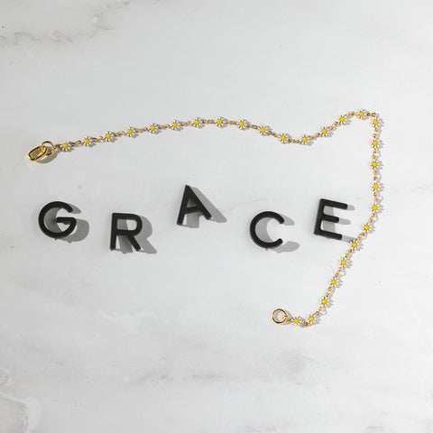 Arise Daisy Necklace- White