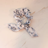 Scrunchie with tail
